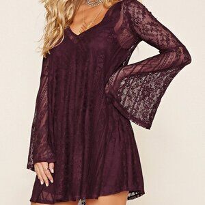 Excellent Condition, SZ L Lace Mini Dress w/ slip, Burgundy